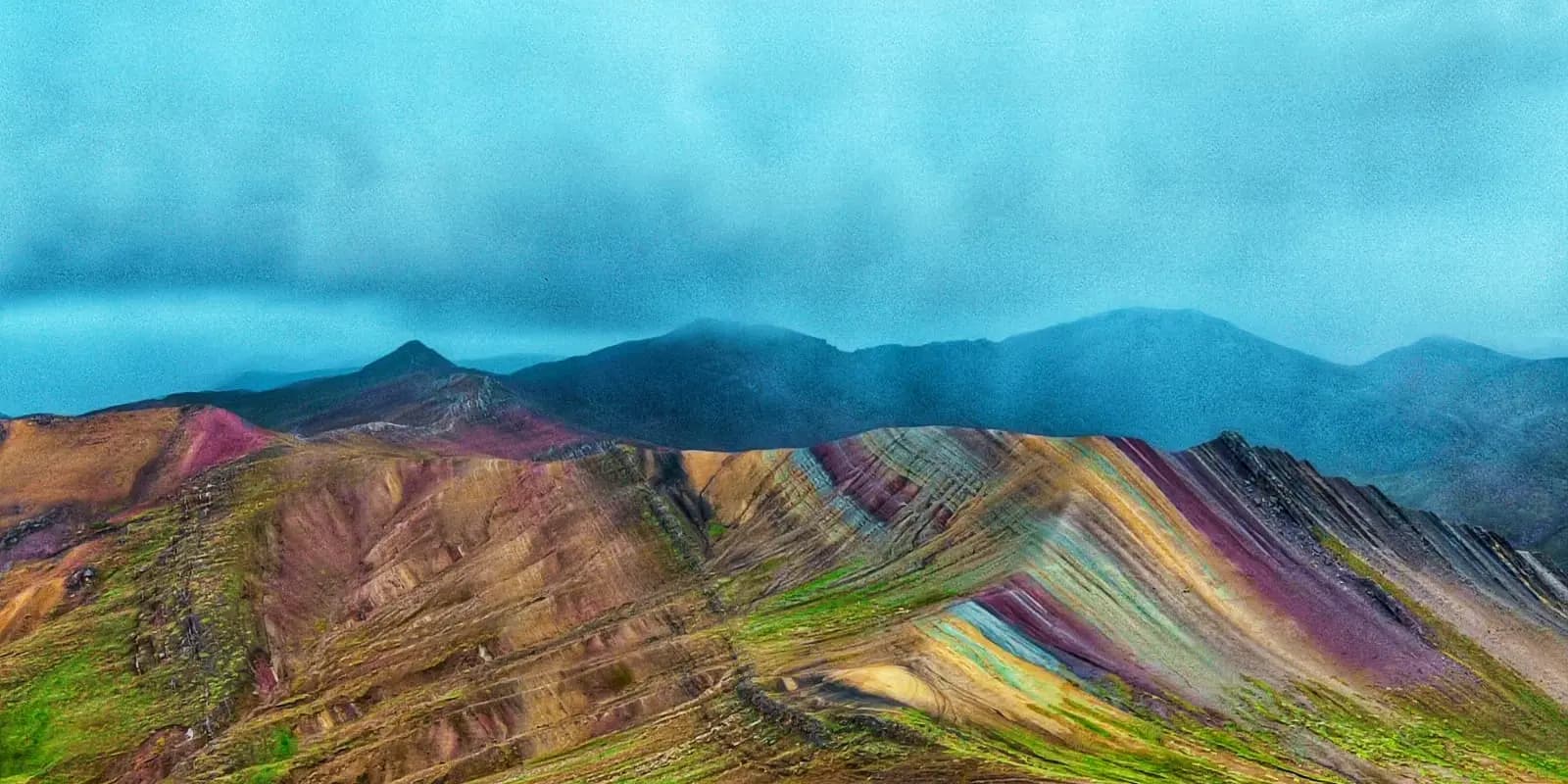 RAINBOW MOUNTAIN PALCOYO