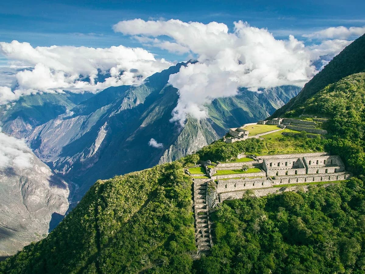 CHOQUEQUIRAO 4D/3N gallery