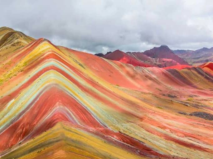 MONTAÑA DE COLORES VININKUNKA — imagen temporal