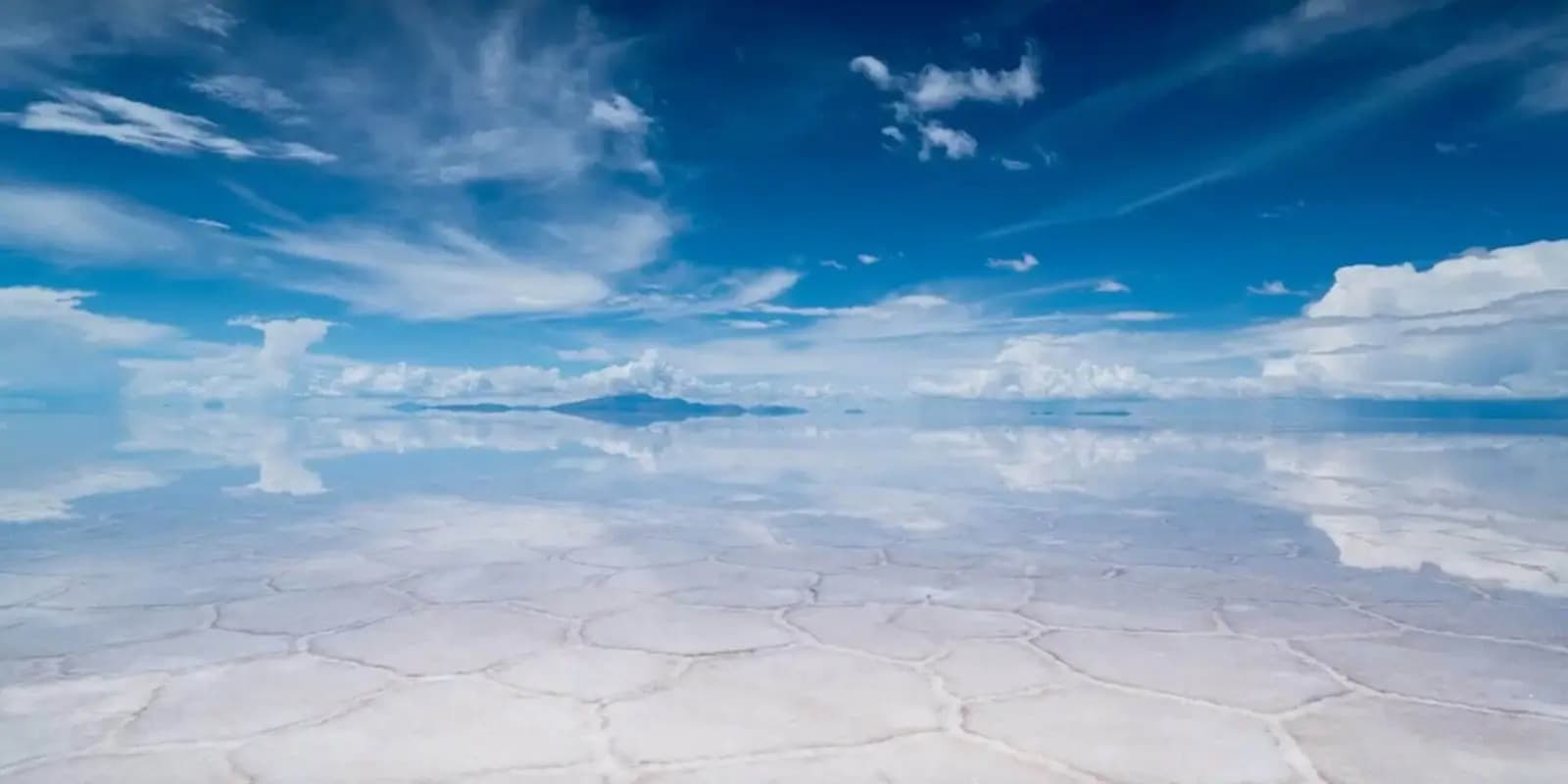 SALAR DE UYUNI — imagen temporal