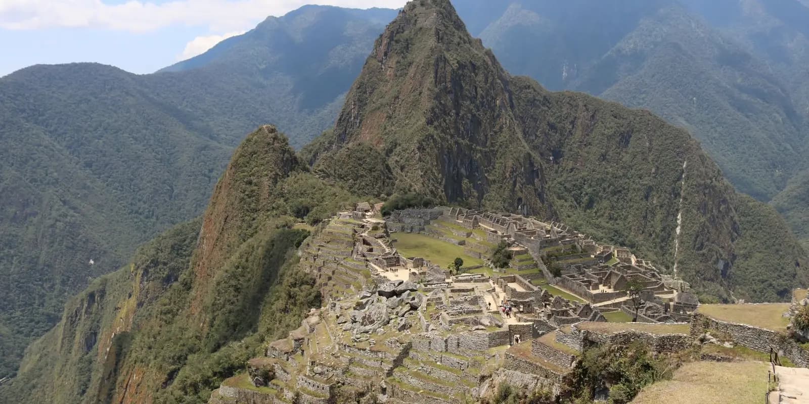 SACRED VALLEY MACHU PICCHU 2D/1N BY TRAIN